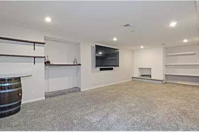 911 Sunnyview Lane, Hopkins, MN 55305 - Photo 19