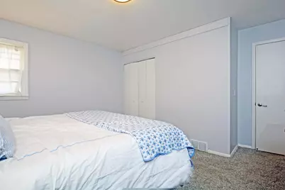 911 Sunnyview Lane, Hopkins, MN 55305 - Photo 15