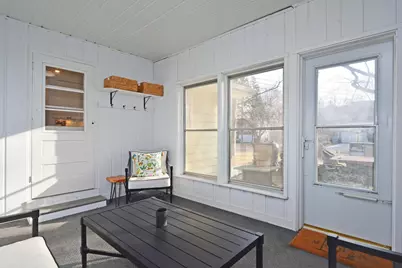 911 Sunnyview Lane, Hopkins, MN 55305 - Photo 17