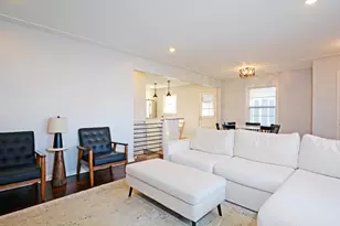 911 Sunnyview Ln, Minnetonka, MN 55305 - Photo 9