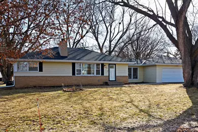 911 Sunnyview Lane, Minnetonka, MN 55305 - Photo 1