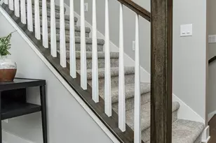 2764 Scenic Point Dr SW, Rochester, MN 55902 - Photo 11