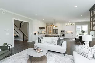 2764 Scenic Point Dr SW, Rochester, MN 55902 - Photo 7