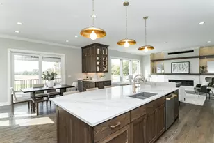 2764 Scenic Point Dr SW, Rochester, MN 55902 - Photo 15