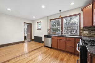 4057 Quail Ave N, Robbinsdale, MN 55422 - Photo 9