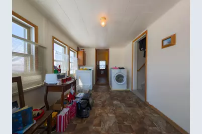 323 3rd Avenue NW, Perham, MN 56573 - Photo 9