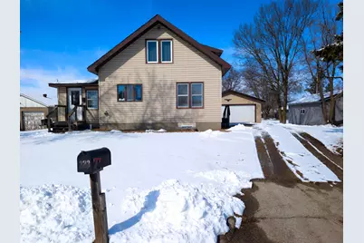 323 3rd Avenue NW, Perham, MN 56573 - Photo 1