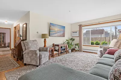 1729 6th Street NE #102, Minneapolis, MN 55413 - Photo 3