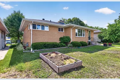 4324 Queen Avenue N, Minneapolis, MN 55412 - Photo 3