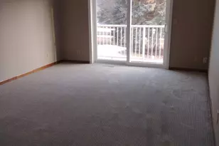 1027 Pondview Ct, Vadnais Heights, MN 55127 - Photo 3