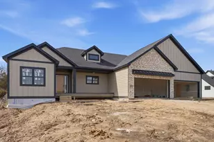 376 Moelter Ln, Hudson, WI 54016 - Photo 1