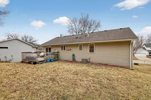 2826 Northern Slopes Ln NE, Rochester, MN 55906 - Photo 5