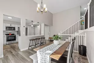 2946 McKnight Rd N, Maplewood, MN 55109 - Photo 15