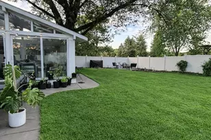 2946 McKnight Rd N, Maplewood, MN 55109 - Photo 43