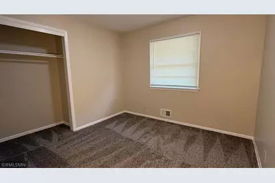 3933 Oregon Avenue N, New Hope, MN 55427 - Photo 9