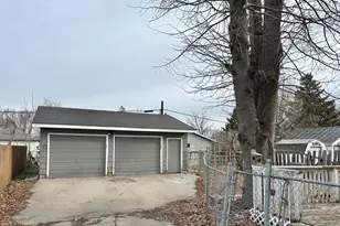 623 E 6th St, Albert Lea, MN 56007 - Photo 3