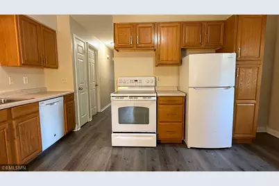 3951 Oregon Avenue N, New Hope, MN 55427 - Photo 3