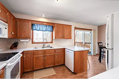 12186 59th Circle NE, Albertville, MN 55301 - Photo 15