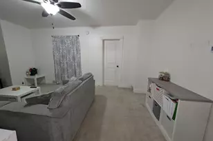 915 Rose Ave E, Saint Paul, MN 55106 - Photo 7