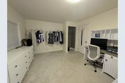 915 Rose Avenue E, Saint Paul, MN 55106 - Photo 3