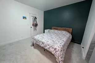 915 Rose Ave E, Saint Paul, MN 55106 - Photo 5