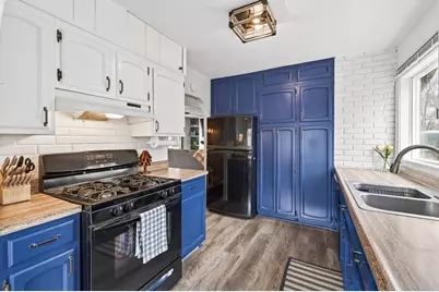 1387 Hadley Avenue N, Oakdale, MN 55128 - Photo 11