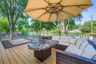 1387 Hadley Ave N, Oakdale, MN 55128 - Photo 27