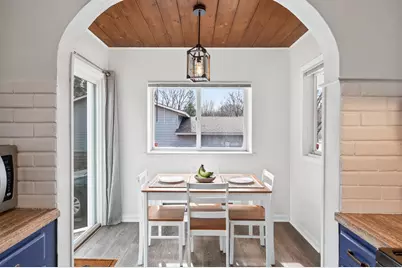 1387 Hadley Avenue N, Oakdale, MN 55128 - Photo 9