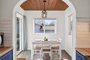 1387 Hadley Ave N, Oakdale, MN 55128 - Photo 9