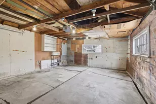 726 Summit St, Eveleth, MN 55734 - Photo 21