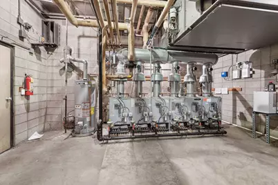 5827 Humboldt Avenue N, Brooklyn Center, MN 55430 - Photo 39