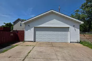 945 Geranium Ave E, Saint Paul, MN 55106 - Photo 19