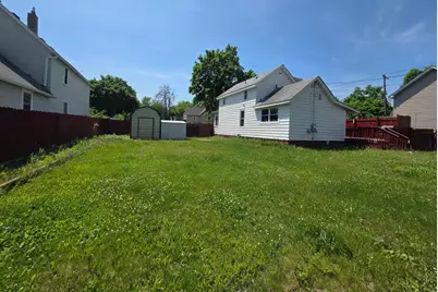945 Geranium Avenue E, Saint Paul, MN 55106 - Photo 17