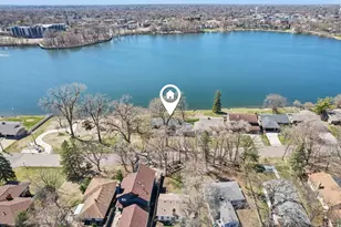 3921 Crystal Lake Blvd, Robbinsdale, MN 55422 - Photo 3