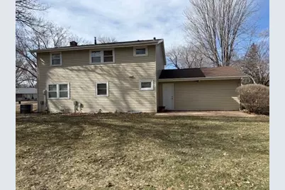 311 Meredith Road, Albert Lea, MN 56007 - Photo 3