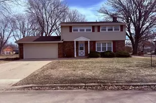 311 Meredith Rd, Albert Lea, MN 56007 - Photo 1