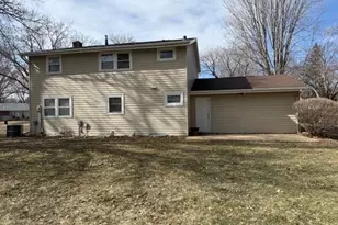 311 Meredith Rd, Albert Lea, MN 56007 - Photo 3