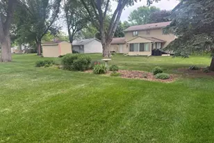 311 Meredith Rd, Albert Lea, MN 56007 - Photo 3