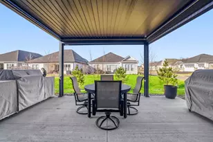 6717 Bellflower Dr, Excelsior, MN 55331 - Photo 27