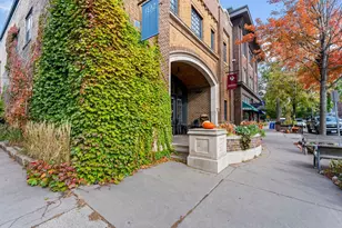 2700 W 44th St, Minneapolis, MN 55410 - Photo 37