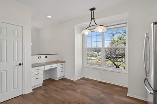 8506 Grove Cir, Shakopee, MN 55379 - Photo 9