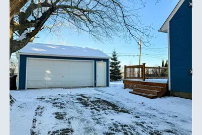 1705 Lark Avenue, Maplewood, MN 55109 - Photo 13