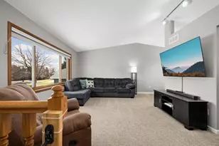 14439 Excelsior Ln, Apple Valley, MN 55124 - Photo 5