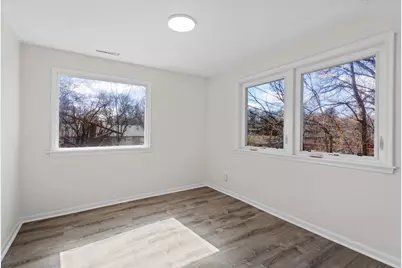 531 Hazel Street N, Saint Paul, MN 55119 - Photo 21