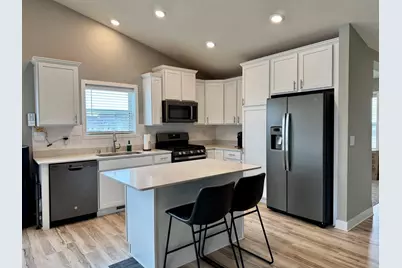 1460 Nutmeg Circle, Carver, MN 55315 - Photo 5