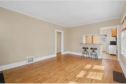 4725 37th Avenue S, Minneapolis, MN 55406 - Photo 7