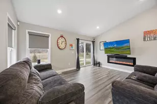 9176 Granada Ave S, Cottage Grove, MN 55016 - Photo 7