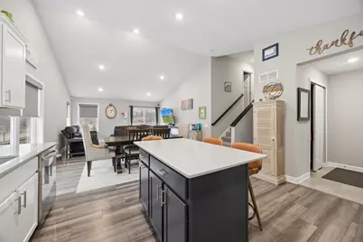 9176 Granada Avenue S, Cottage Grove, MN 55016 - Photo 3