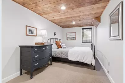 5605 Woodstock Avenue, Golden Valley, MN 55422 - Photo 37