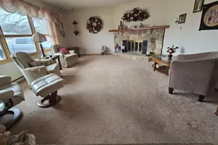 102 Thill Dr E, Rose Creek, MN 55970 - Photo 15